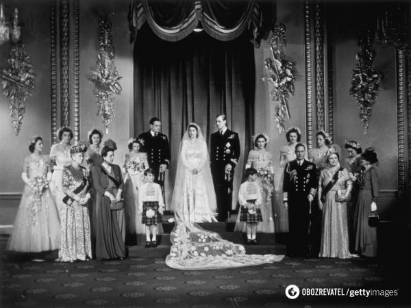 Елизавета II вышла замуж 74 года назад: архивные фото и видео с королевской свадьбы