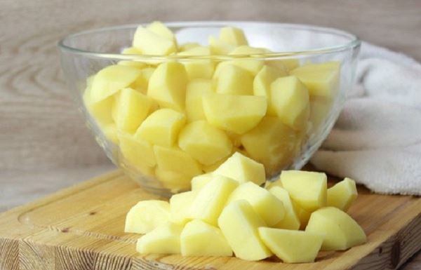Картошка с сыром и специями в духовке