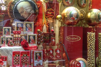 Производитель австрийских конфет «Моцарткугель» обанкротился из-за пандемии