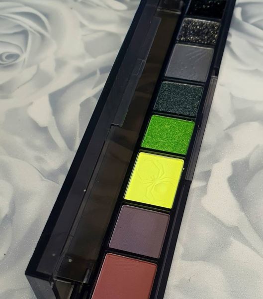 </p>
<p>                        Zombie collection by Lamel cosmetics</p>
<p>                    