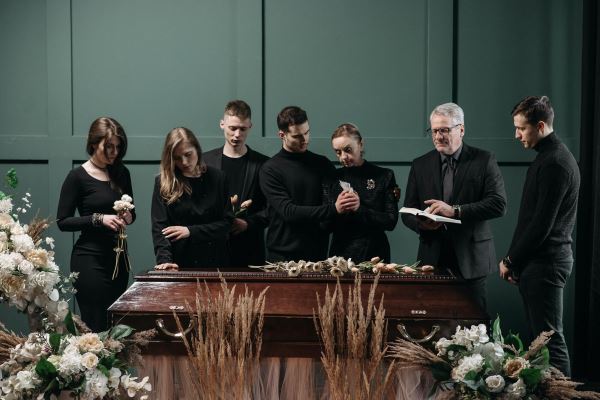 Зачем в СССР фотографировали похороны. История странного обычая