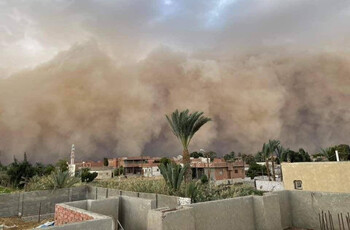 На Египет обрушился ураган, ливни и песчаная буря